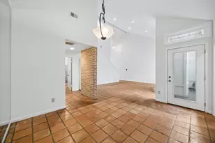 10123 Valley Forge Dr, Houston, TX 77042 - Photo 22