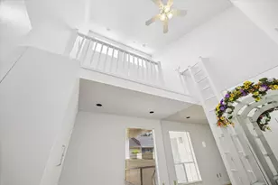 10123 Valley Forge Dr, Houston, TX 77042 - Photo 26