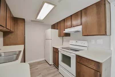 12905 Woodforest Boulevard #607, Houston, TX 77015 - Photo 6