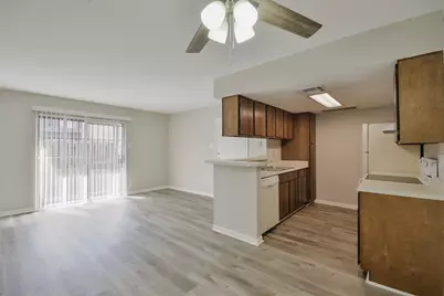 12905 Woodforest Boulevard #607, Houston, TX 77015 - Photo 4