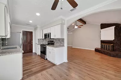 13907 Old Village Lane, Sugar Land, TX 77498 - Photo 6