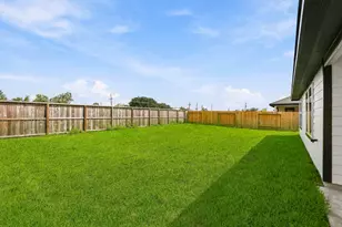 113 Wildflower Ln, Dayton, TX 77535 - Photo 14