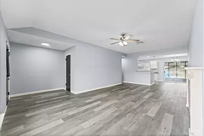 2430 Shady Bend Drive, Pearland, TX 77581 - Photo 8