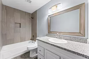 2430 Shady Bend Dr, Pearland, TX 77581 - Photo 18