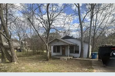 2202 Esplanade Street, Marshall, TX 75670 - Photo 1