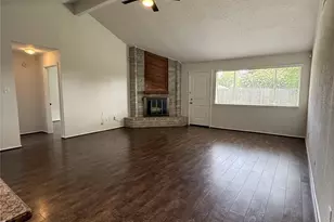 8306 Bee Meadow Ln, Houston, TX 77489 - Photo 6