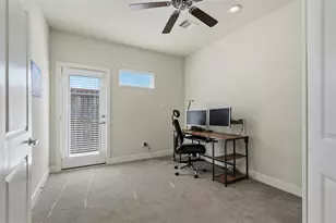 126 Knightsbridge Park Ln, Houston, TX 77018 - Photo 12