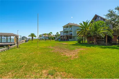 2124 Cove Park Drive, Kemah, TX 77565 - Photo 34