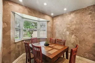 15126 Silverman St, Houston, TX 77598 - Photo 6
