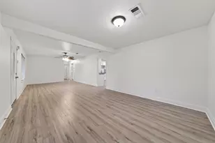 1707 W 43rd St, Houston, TX 77018 - Photo 4