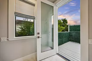 1959 Portsmouth St, Houston, TX 77098 - Photo 36
