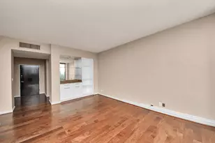 1111 Bering Dr, Houston, TX 77057 - Photo 8