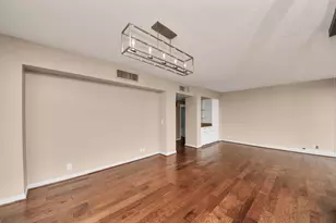 1111 Bering Dr, Houston, TX 77057 - Photo 14