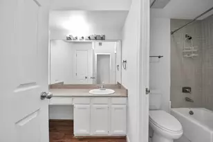 1111 Bering Dr, Houston, TX 77057 - Photo 24