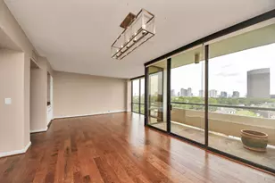 1111 Bering Dr, Houston, TX 77057 - Photo 12