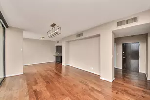 1111 Bering Dr, Houston, TX 77057 - Photo 10