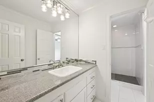 1302 Riverview Cir, Houston, TX 77077 - Photo 26