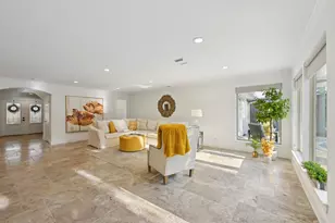 1302 Riverview Cir, Houston, TX 77077 - Photo 12