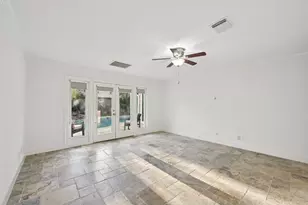 1302 Riverview Cir, Houston, TX 77077 - Photo 20