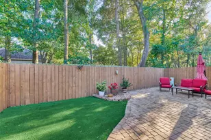 30 Musgrove Pl, The Woodlands, TX 77382 - Photo 28