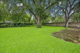 5611 Whitehaven, Bellaire, TX 77401 - Photo 30