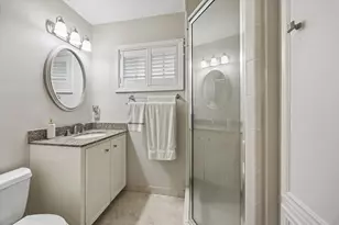 5611 Whitehaven, Bellaire, TX 77401 - Photo 26