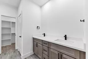 13405 Raintree Dr, Montgomery, TX 77356 - Photo 26