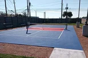 2305 Via Laura Ln, Houston, TX 77051 - Photo 28