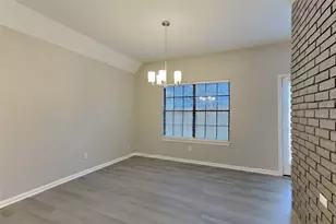 3418 Creek Manor Dr, Houston, TX 77339 - Photo 16