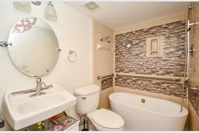 7459 Brompton Street #7459, Houston, TX 77025 - Photo 4