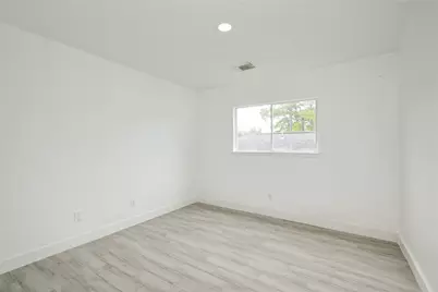 10023 Farrell Drive, Houston, TX 77070 - Photo 20