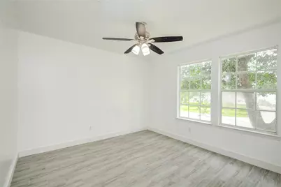 10023 Farrell Drive, Houston, TX 77070 - Photo 18