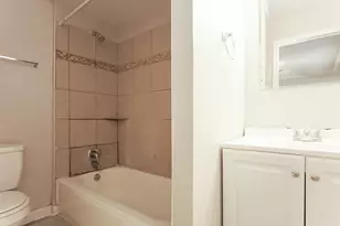 2505 Texas Ave, Dickinson, TX 77539 - Photo 14