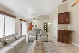 10044 Lasaber Ct, Houston, TX 77038 - Photo 10