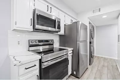 14600 Fonmeadow Drive #602, Houston, TX 77035 - Photo 8
