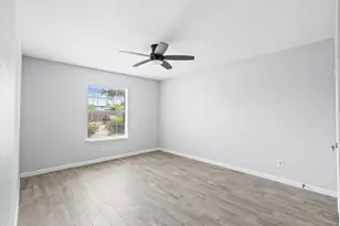14600 Fonmeadow Dr, Houston, TX 77035 - Photo 16