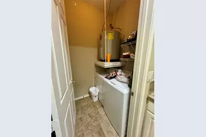 2400 McCue Road #233, Houston, TX 77056 - Photo 18