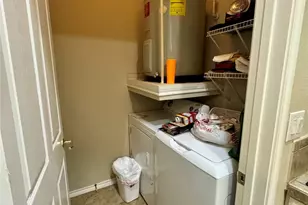 2400 McCue Rd, Houston, TX 77056 - Photo 18