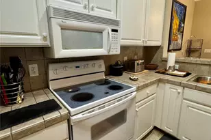 2400 McCue Rd, Houston, TX 77056 - Photo 16