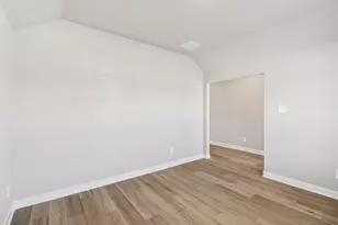 221 Raine Mnr Ct, Montgomery, TX 77316 - Photo 16