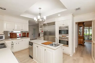 12 Bayou Bend, Beaumont, TX 77706 - Photo 10