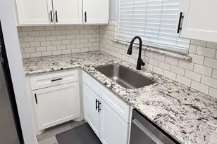 2406 Bayou Dr, League City, TX 77573 - Photo 8
