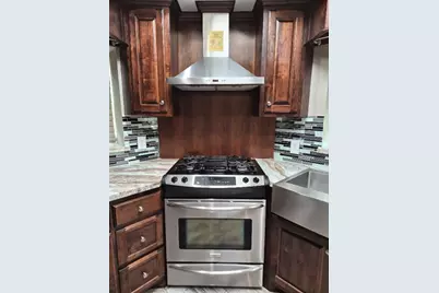 209 Florence Street, Orange, TX 77630 - Photo 4