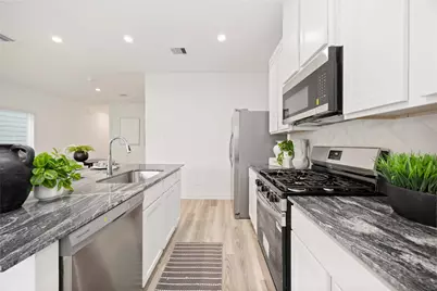 10321 Lancaster Forest Lane, Houston, TX 77051 - Photo 6