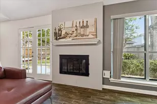 15403 Woodcote Ct, Houston, TX 77062 - Photo 14