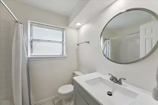 15403 Woodcote Ct, Houston, TX 77062 - Photo 20