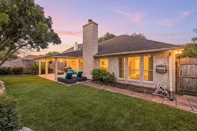5104 Carefree Drive, League City, TX 77573 - Photo 2
