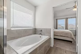 14047 S River Dr, Baytown, TX 77523 - Photo 28