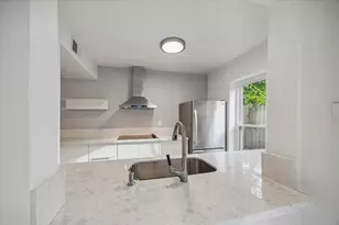 505 Westcott St, Houston, TX 77007 - Photo 6