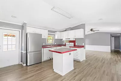 104 W Lawrence Street, Dayton, TX 77535 - Photo 16